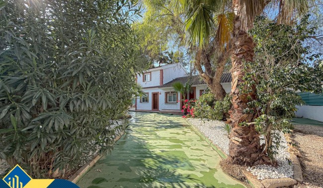 Sprzedaż - Willa - Orihuela - Desamparados-Hurchillo-Torremendo