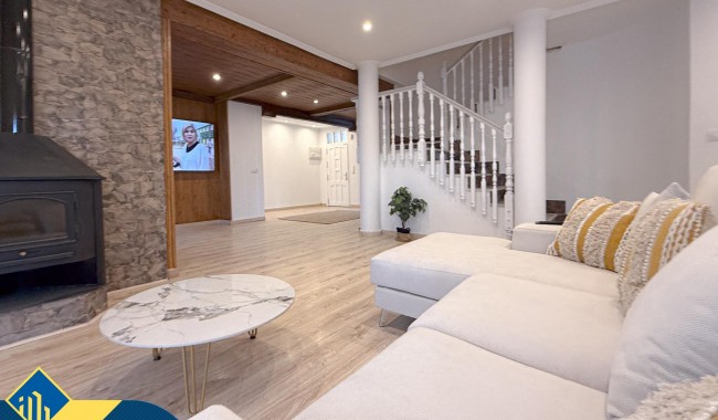 Sprzedaż - Willa - Orihuela - Desamparados-Hurchillo-Torremendo