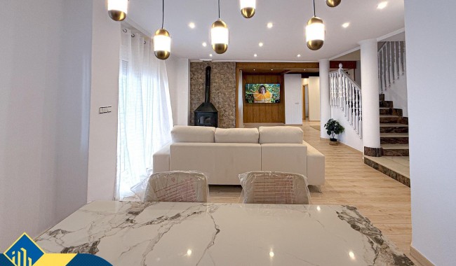 Sprzedaż - Willa - Orihuela - Desamparados-Hurchillo-Torremendo