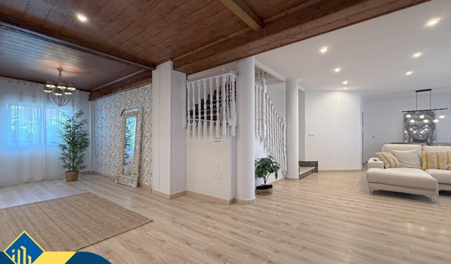 Sprzedaż - Willa - Orihuela - Desamparados-Hurchillo-Torremendo