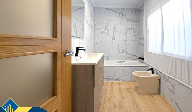 Sprzedaż - Willa - Orihuela - Desamparados-Hurchillo-Torremendo