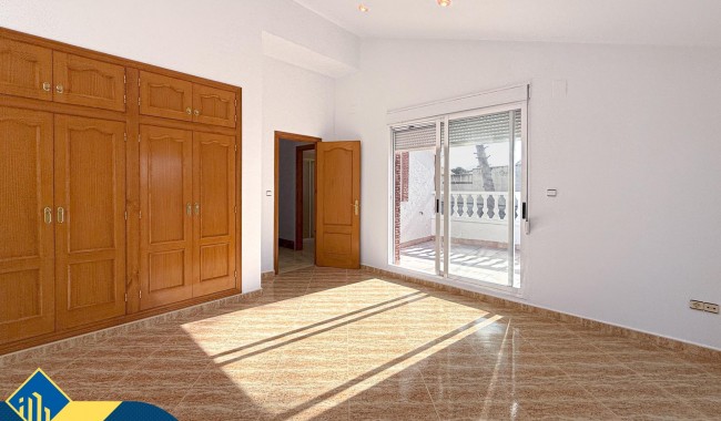 Sprzedaż - Willa - Orihuela - Desamparados-Hurchillo-Torremendo