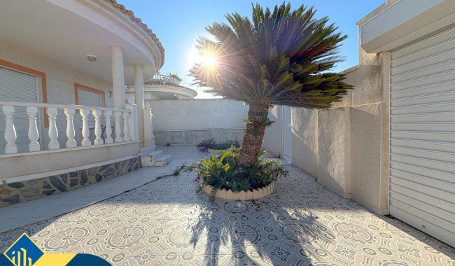 Begagnad - Villa - Ciudad Quesada/Rojales - Ciudad Quesada