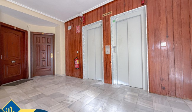 Begagnad - Lägenhet - Torrevieja - Acequion