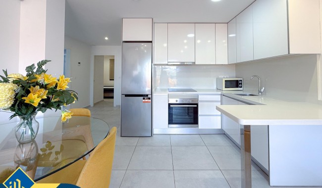 Begagnad - Lägenhet - Torrevieja - Paseo maritimo