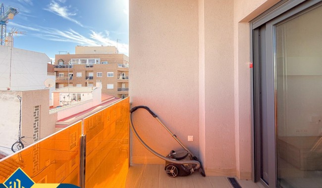 Begagnad - Lägenhet - Torrevieja - Paseo maritimo