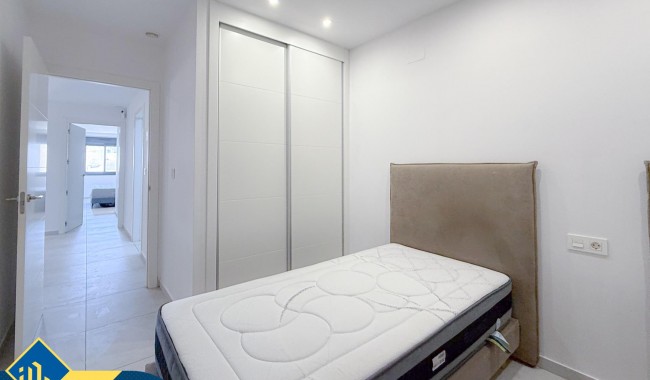 Begagnad - Lägenhet - Torrevieja - Paseo maritimo