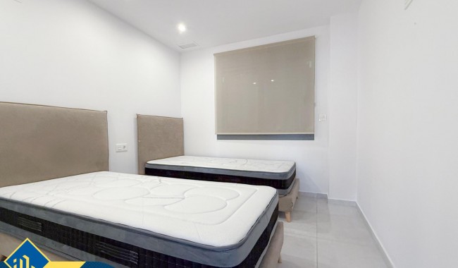 Begagnad - Lägenhet - Torrevieja - Paseo maritimo