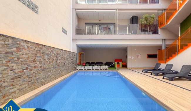 Begagnad - Lägenhet - Torrevieja - Paseo maritimo