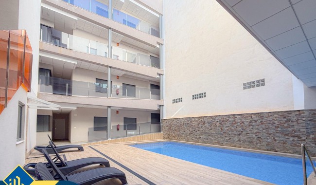 Begagnad - Lägenhet - Torrevieja - Paseo maritimo