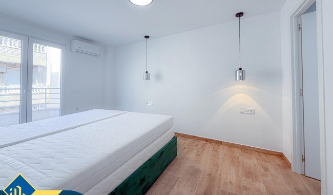 Begagnad - Lägenhet - Torrevieja - Playa del cura