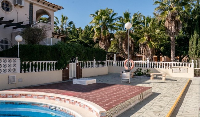 Begagnad - Radhus - Torrevieja - Los Altos