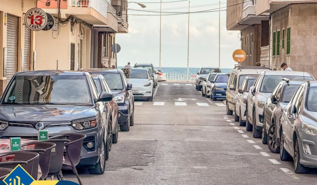 Begagnad - Affärslokaler - Torrevieja - Playa de los locos