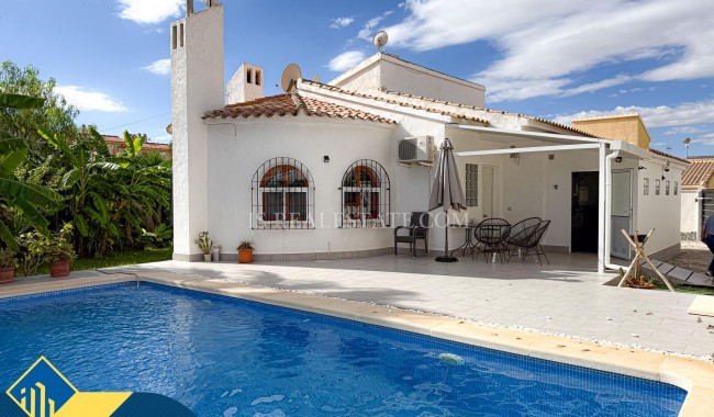 Begagnad - Villa - Orihuela - Los Almendros-La Florida
