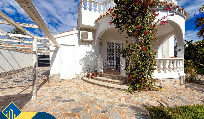 Begagnad - Villa - Orihuela - Los Almendros-La Florida