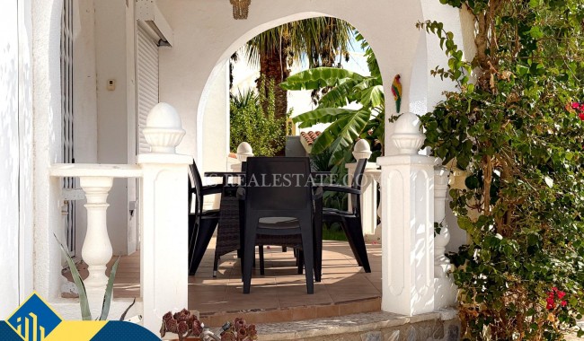 Begagnad - Villa - Orihuela - Los Almendros-La Florida