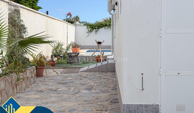 Begagnad - Villa - Orihuela - Los Almendros-La Florida