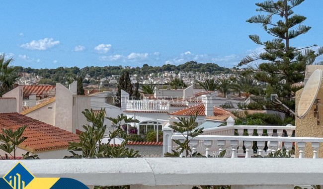 Begagnad - Villa - Orihuela - Los Almendros-La Florida