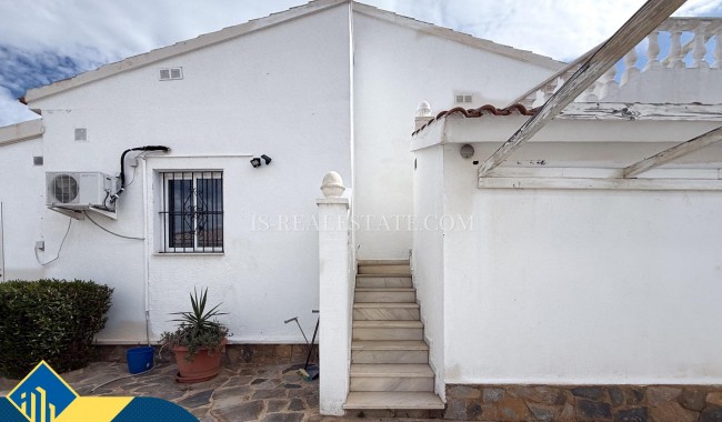 Begagnad - Villa - Orihuela - Los Almendros-La Florida