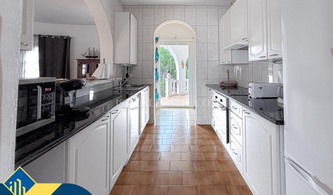 Begagnad - Villa - Orihuela - Los Almendros-La Florida