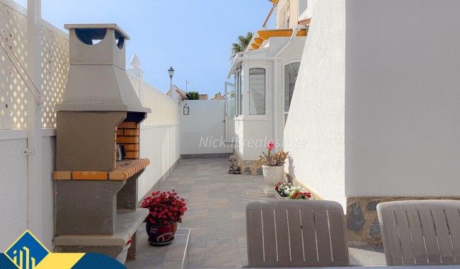 Segunda mano - Adosado - Torrevieja - Torre del moro