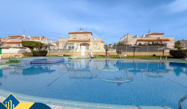 Segunda mano - Adosado - Torrevieja - Torre del moro