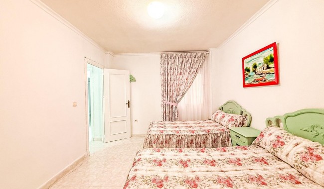 Segunda mano - Apartamento - Torrevieja - Playa de los locos