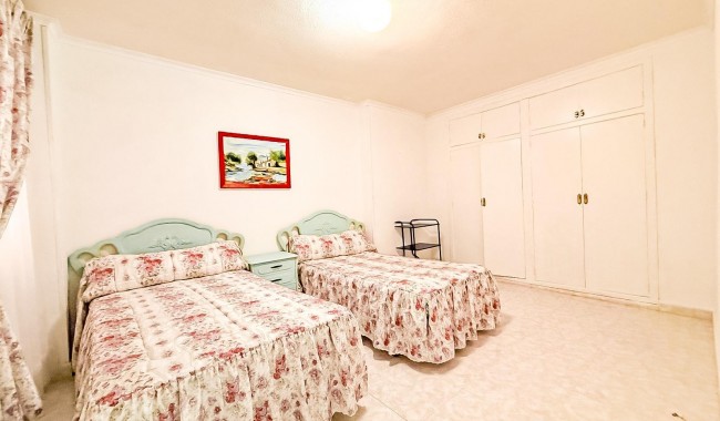 Segunda mano - Apartamento - Torrevieja - Playa de los locos