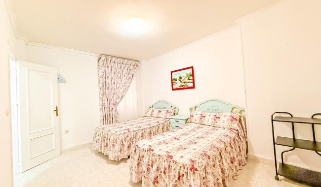 Segunda mano - Apartamento - Torrevieja - Playa de los locos