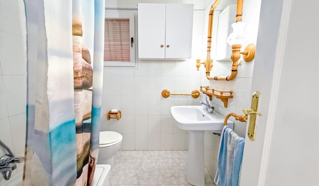 Segunda mano - Apartamento - Torrevieja - Playa de los locos