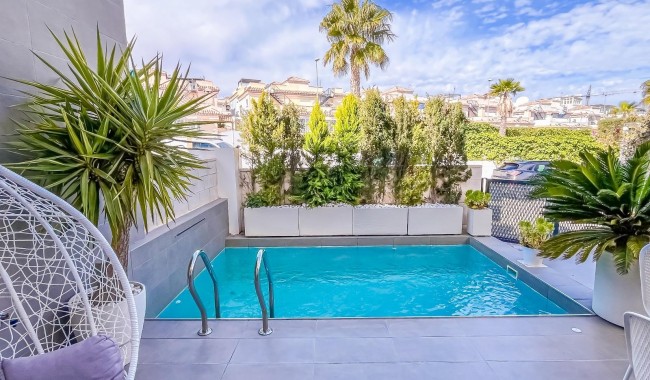 Segunda mano - Villa - Orihuela - PAU 26