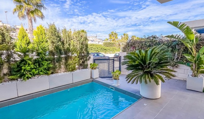 Segunda mano - Villa - Orihuela - PAU 26