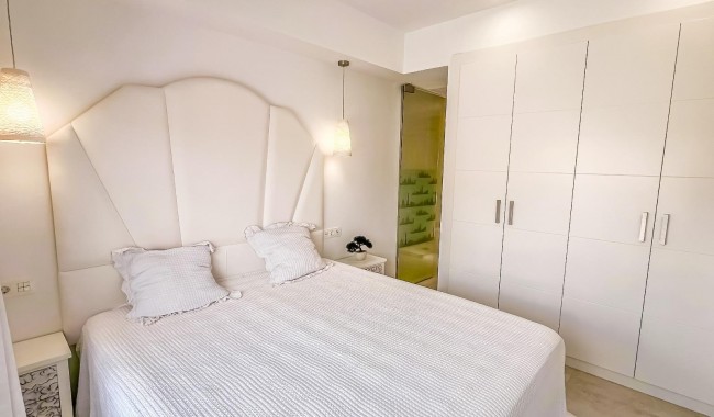 Segunda mano - Villa - Orihuela - PAU 26