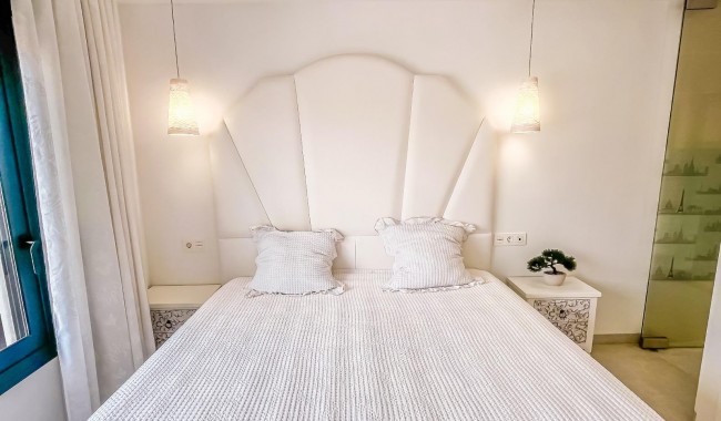 Segunda mano - Villa - Orihuela - PAU 26