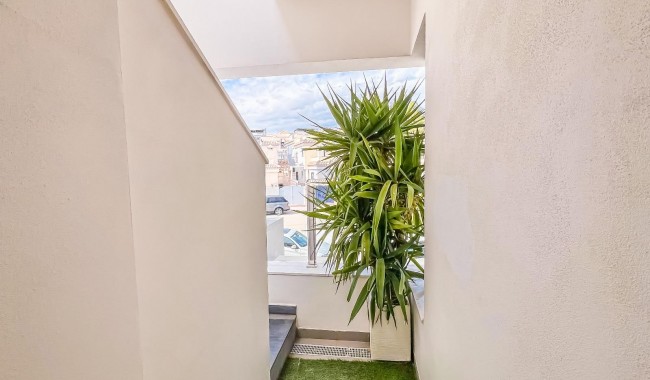 Segunda mano - Villa - Orihuela - PAU 26