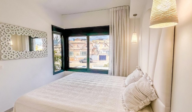 Segunda mano - Villa - Orihuela - PAU 26