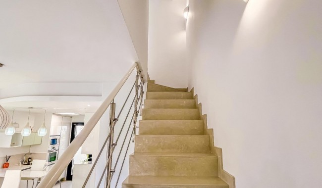 Segunda mano - Villa - Orihuela - PAU 26