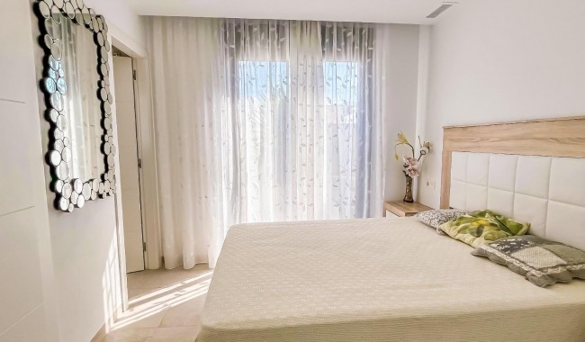 Segunda mano - Villa - Orihuela - PAU 26