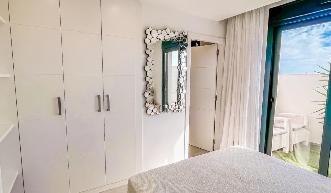 Segunda mano - Villa - Orihuela - PAU 26