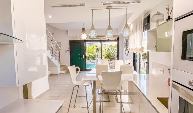 Segunda mano - Villa - Orihuela - PAU 26