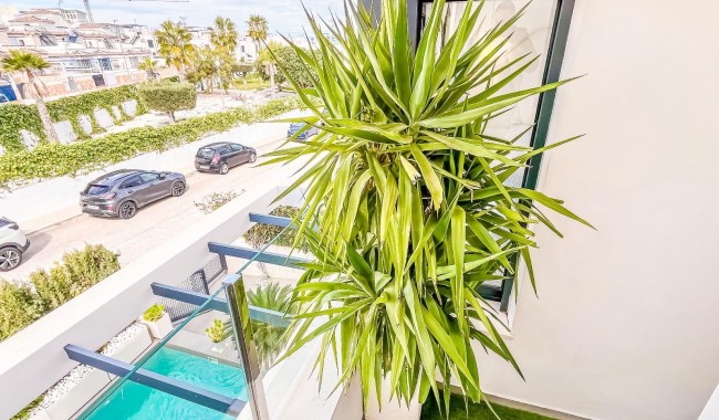 Segunda mano - Villa - Orihuela - PAU 26