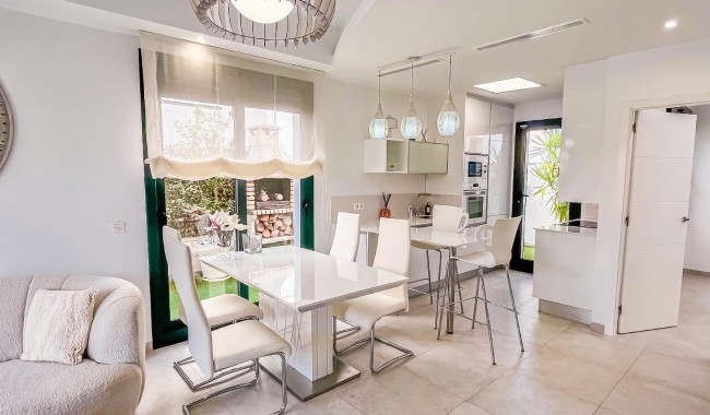 Segunda mano - Villa - Orihuela - PAU 26