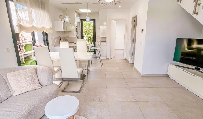 Segunda mano - Villa - Orihuela - PAU 26