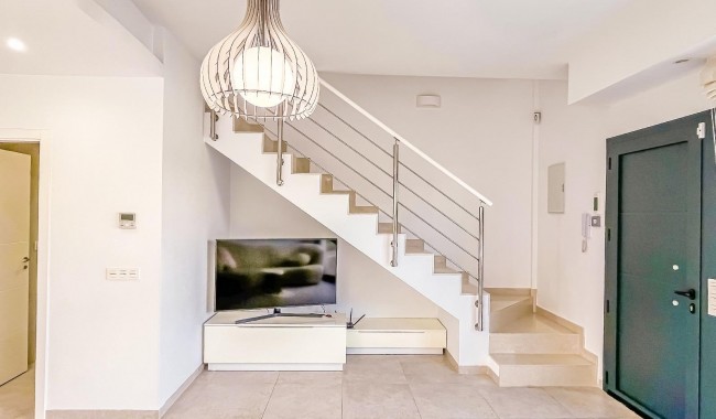 Segunda mano - Villa - Orihuela - PAU 26