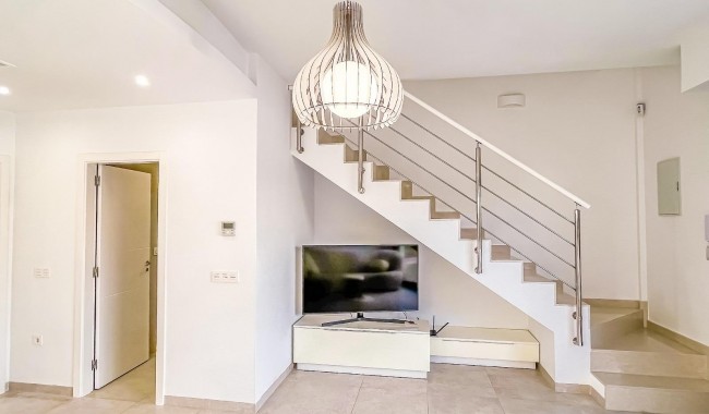 Segunda mano - Villa - Orihuela - PAU 26