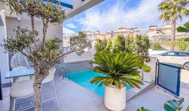 Segunda mano - Villa - Orihuela - PAU 26