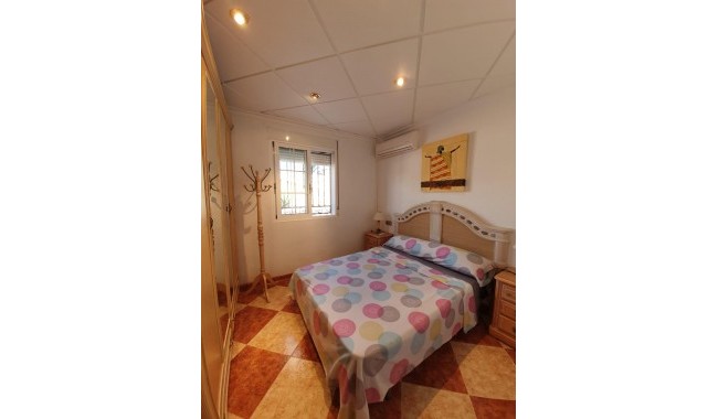 Begagnad - Villa - Torrevieja - Los Frutales