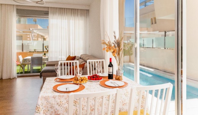 Resale - Villa - Pilar de La Horadada - Pueblo Latino