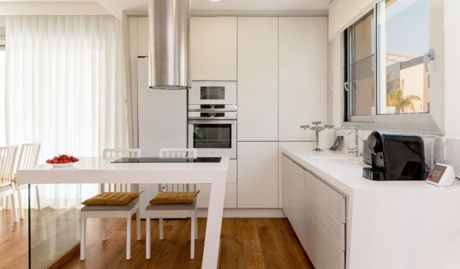 Resale - Villa - Pilar de La Horadada - Pueblo Latino