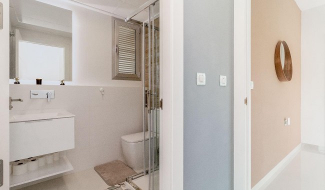 Resale - Villa - Pilar de La Horadada - Pueblo Latino